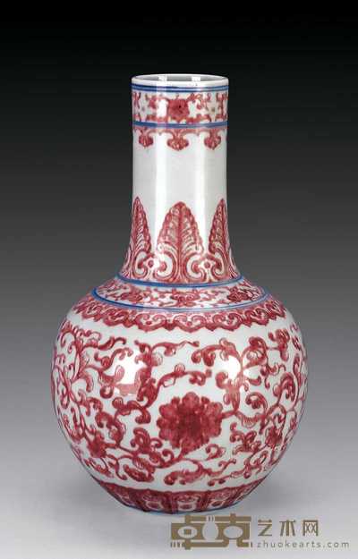 清乾隆 青花釉里红天球瓶 7.2×32.3cm